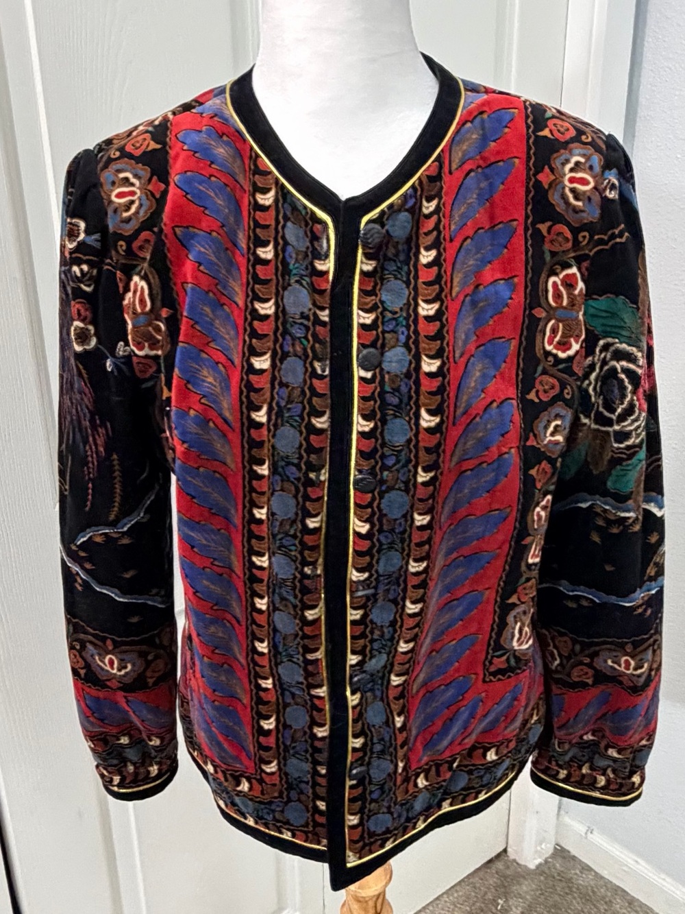 Saxton Hall Vintage Japan Velvet Floral Tapestry Jacket Womens 12 Boho Artsy